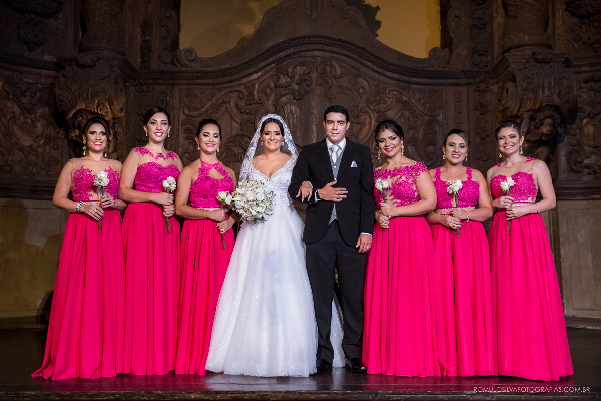fotos criativas, expontâneas da cerimonia do casamento da lorena e do junior