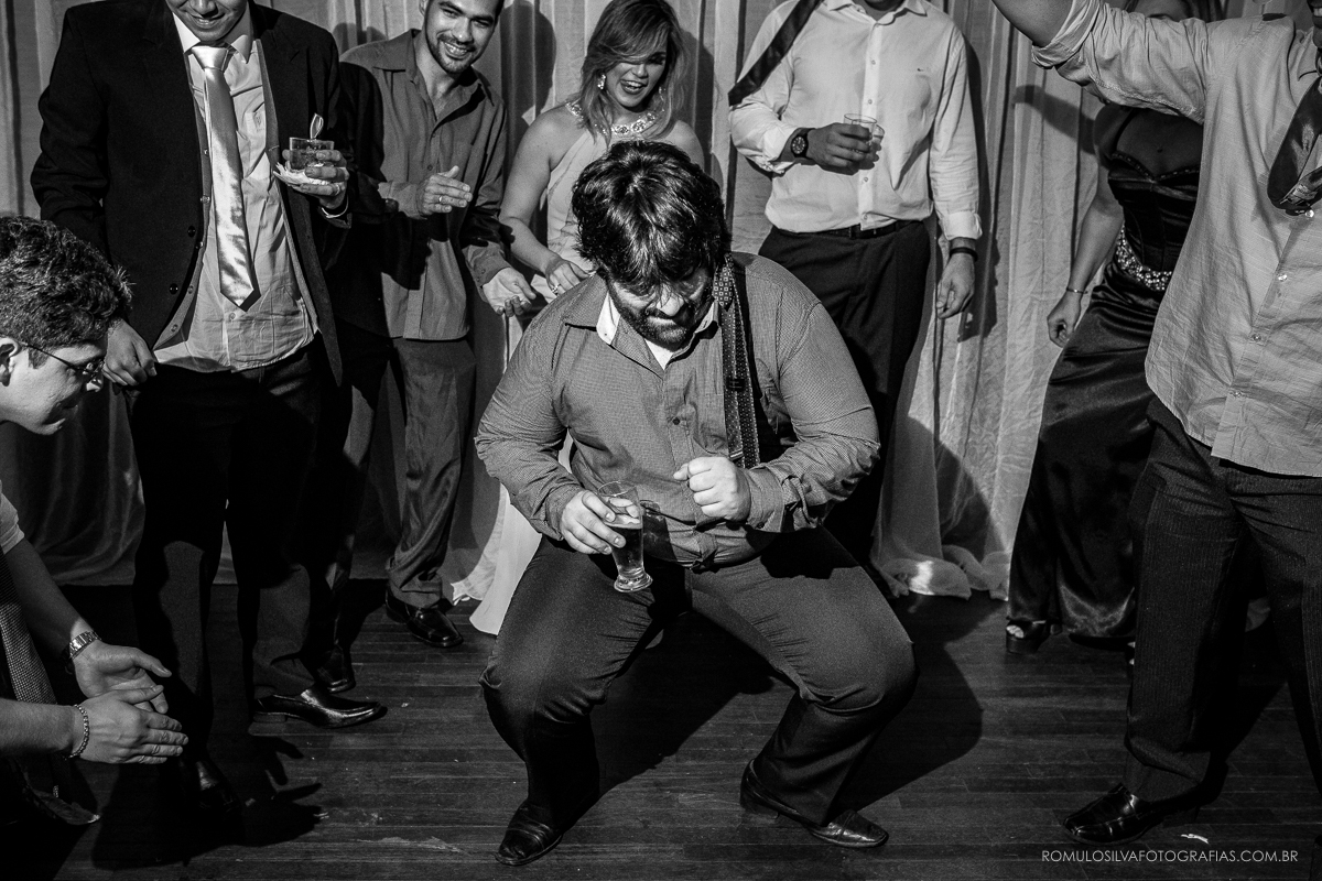 fotos criativas, expontâneas da festa do casamento da lorena e do junior