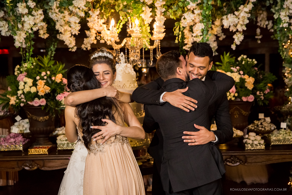 Festa com fotos expontâneas e criativas do casamento do wilson e da natalia na Assembléia paraense em belém PA