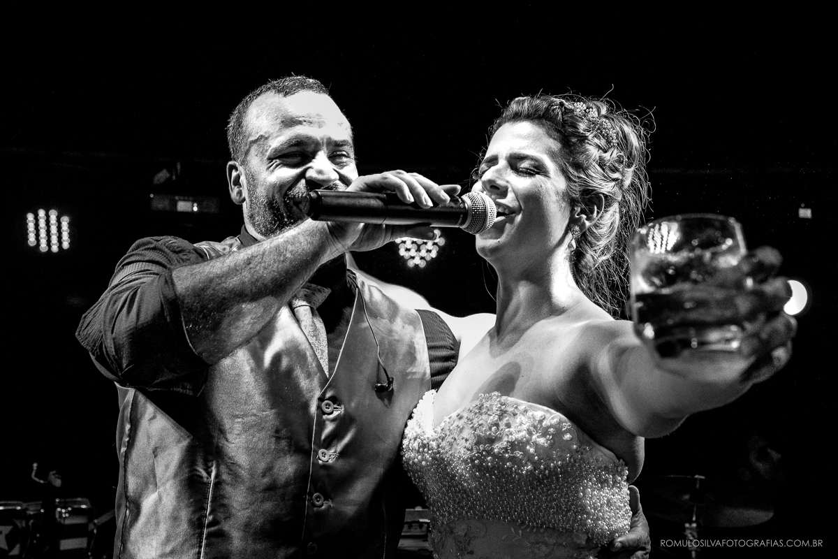 Festa com fotos expontâneas e criativas do casamento do wilson e da natalia na Assembléia paraense em belém PA