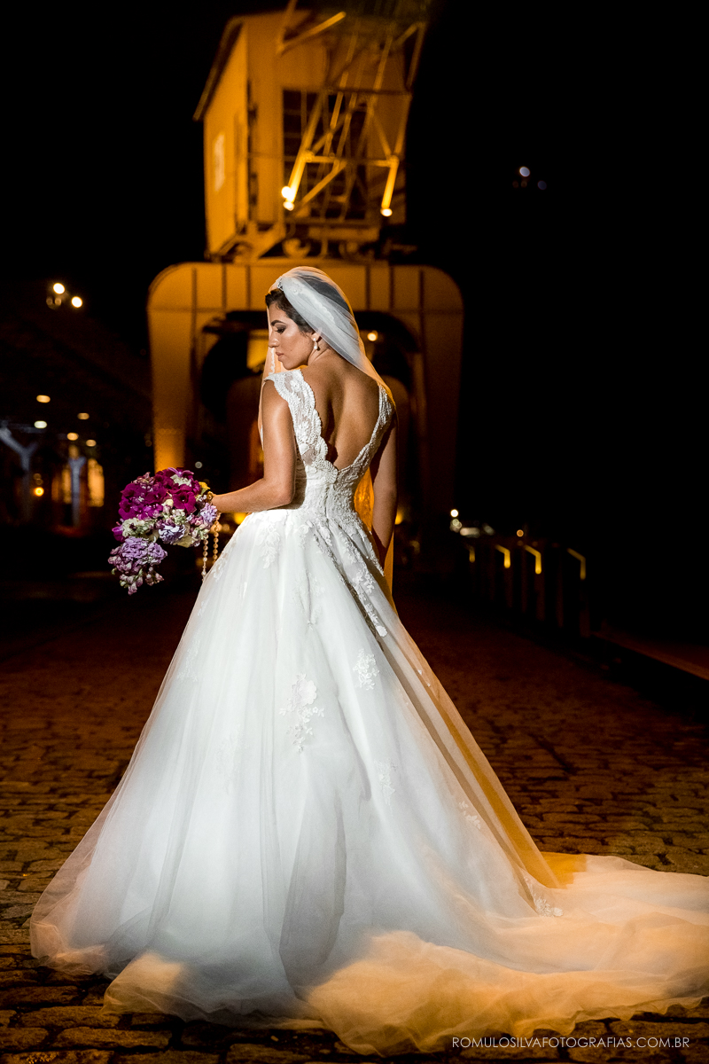 fotos posadas após a cerimonia do casamento do rindo e da adriana na estação das docas em belém pa