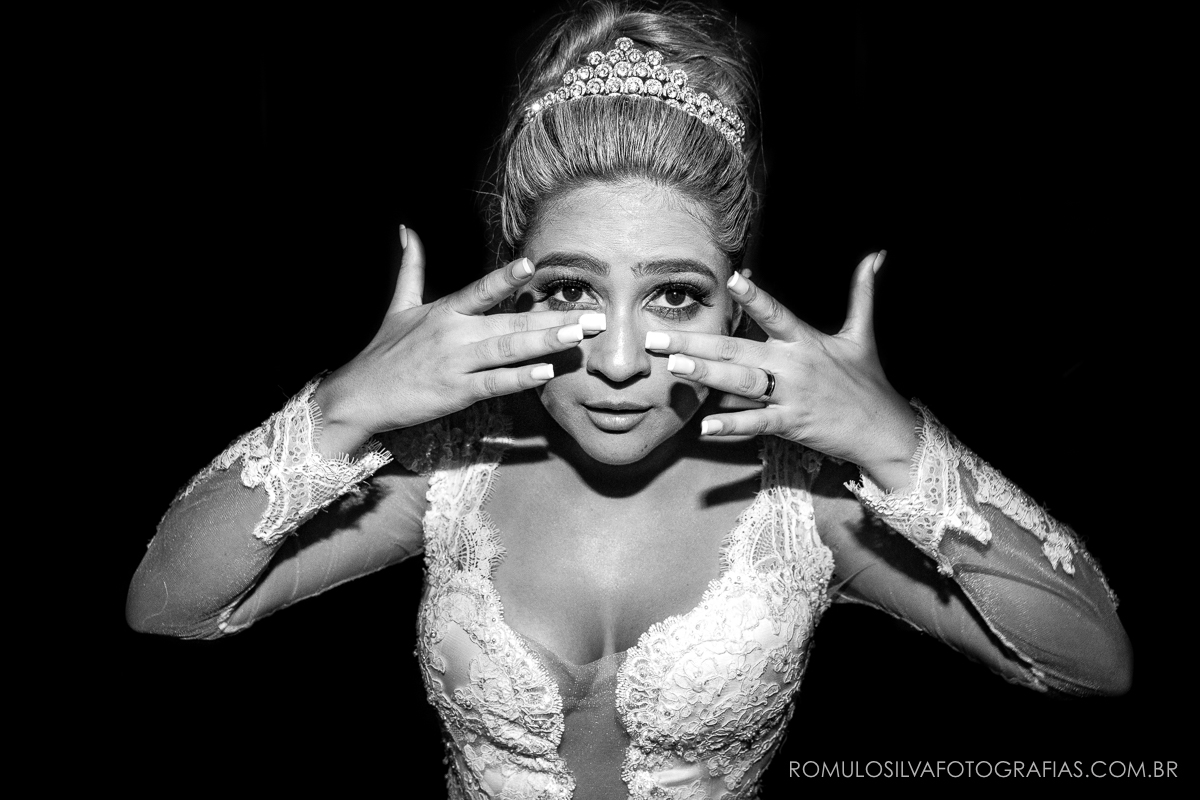 Festa com fotos expontâneas e criativas do casamento do Ricardo e da Camila no Shanpagne em belém PA