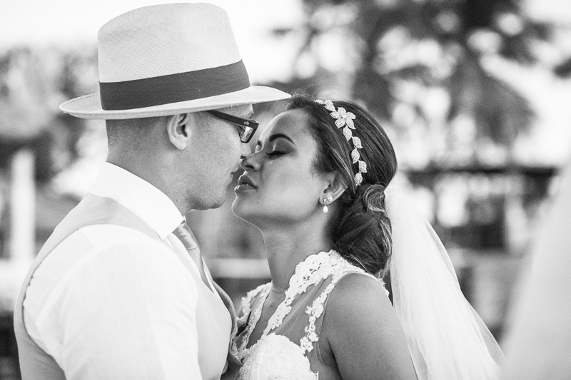 casamento na praia, decoracao de casamento, casamento de dia, beijo, beijo no casamento, casamento na praia, decoracao de casamento, casamento de dia, fotografo de casamento belem, fotógrafo de casamento pa, casamento, fotografia de casamento pa, f