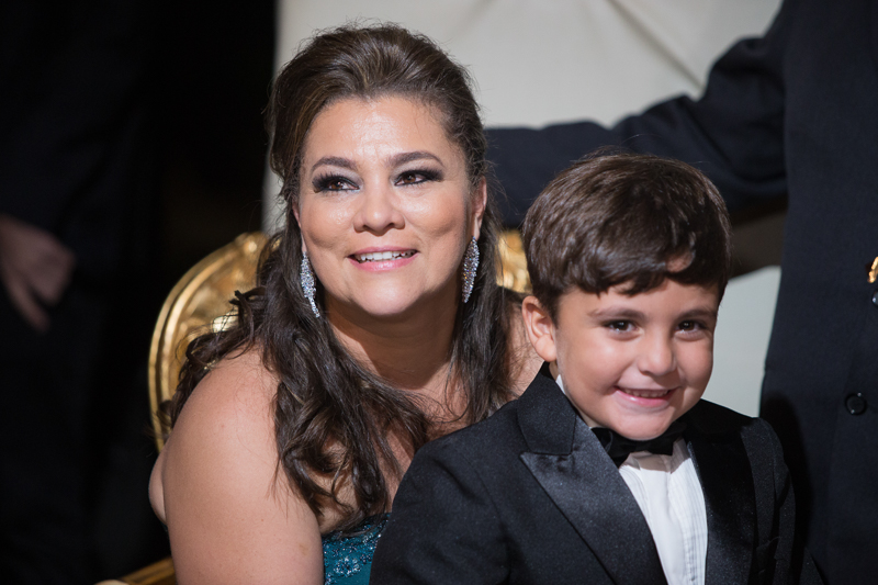 fotos da festa da Karolina 15 anos, com uma linda decoração rosa e rústica