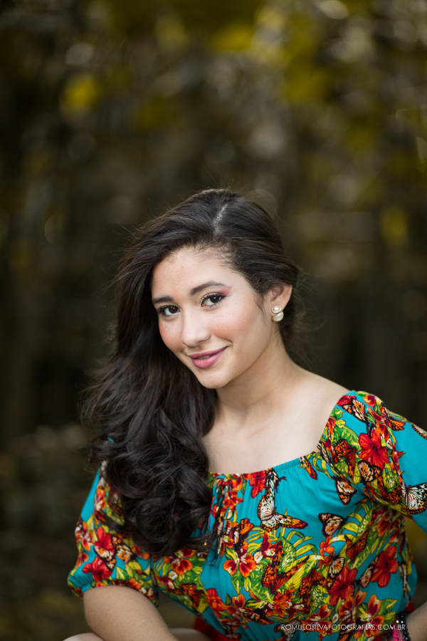 ensaio de 15 anos da Yasmin no Mangal das Garças em Belém PA , com roupas coloridas