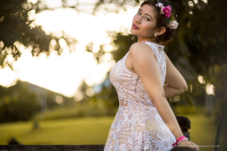 ensaio de 15 anos da Yasmin no Mangal das Garças em Belém PA , com roupas coloridas