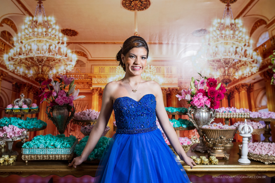 festa de 15 anos da Isabela realizada na sede social da AP em Belém do PA com tema de Paris