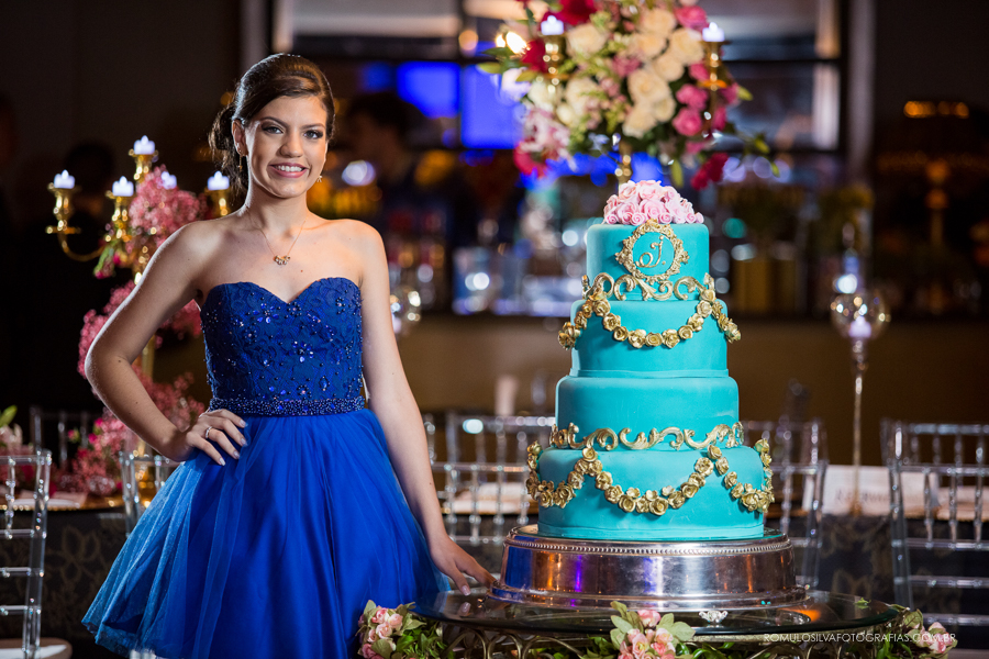 festa de 15 anos da Isabela realizada na sede social da AP em Belém do PA com tema de Paris