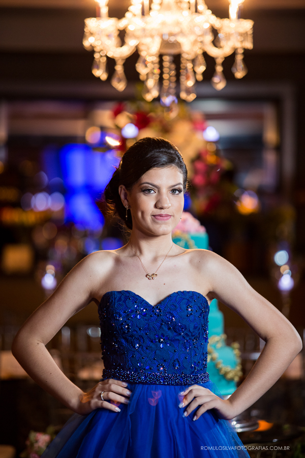 festa de 15 anos da Isabela realizada na sede social da AP em Belém do PA com tema de Paris