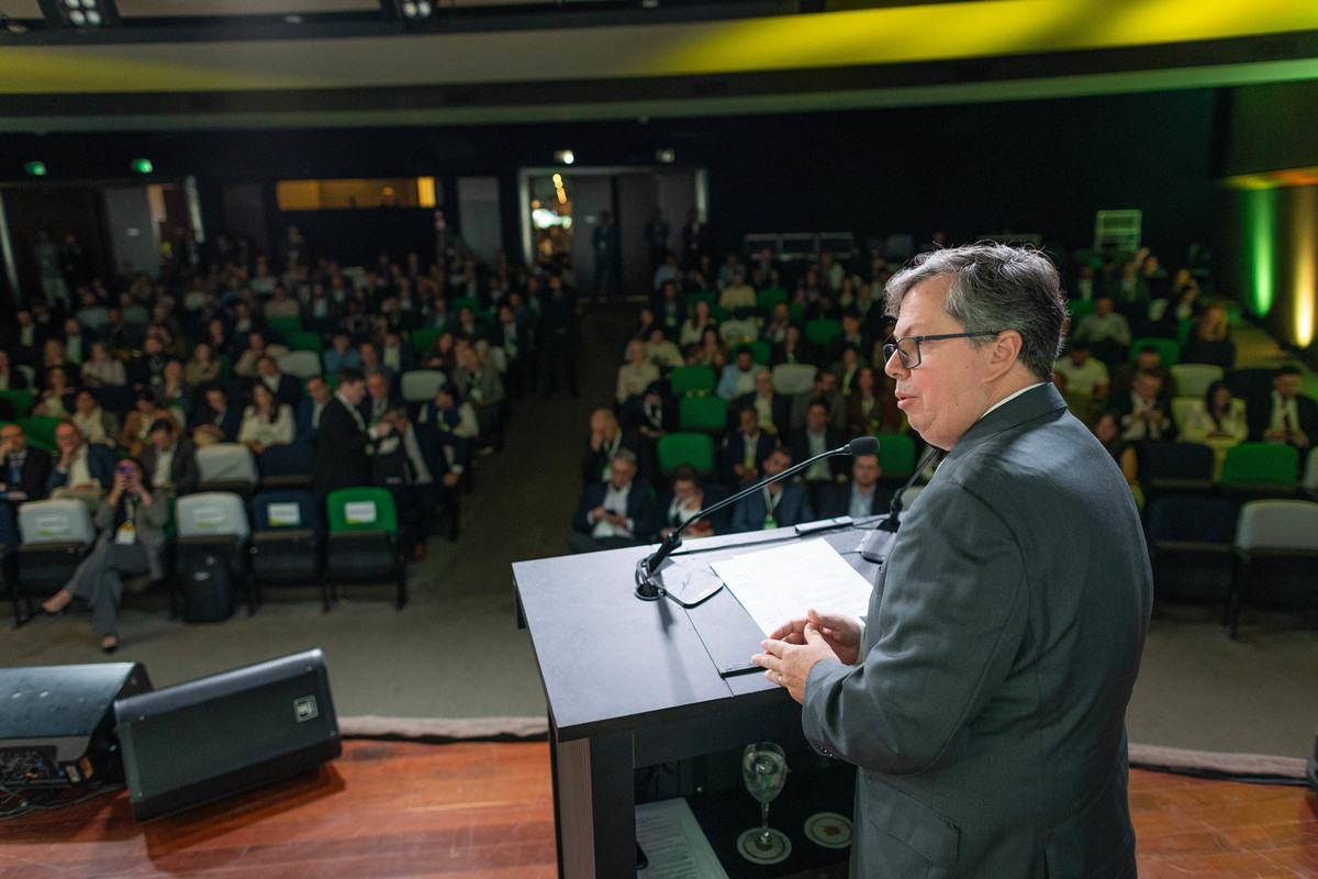 H1: Cobertura Fotográfica do CertForum-ID 2026
H2: Fotografia Institucional e Corporativa
H2: Registro Oficial para Imprensa e Patrocinadores

Isso ajuda o Google a entender que as imagens fazem parte de um case institucional.