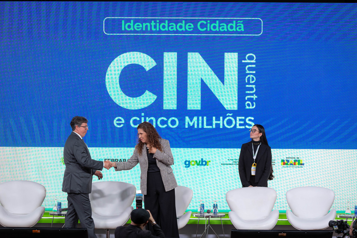 H1: Cobertura Fotográfica do CertForum-ID 2026
H2: Fotografia Institucional e Corporativa
H2: Registro Oficial para Imprensa e Patrocinadores

Isso ajuda o Google a entender que as imagens fazem parte de um case institucional.