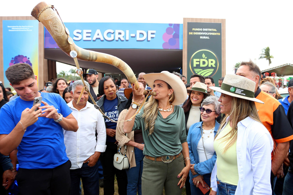 Público acompanha atividade promovida pela Seagri-DF na AgroBrasília 2026