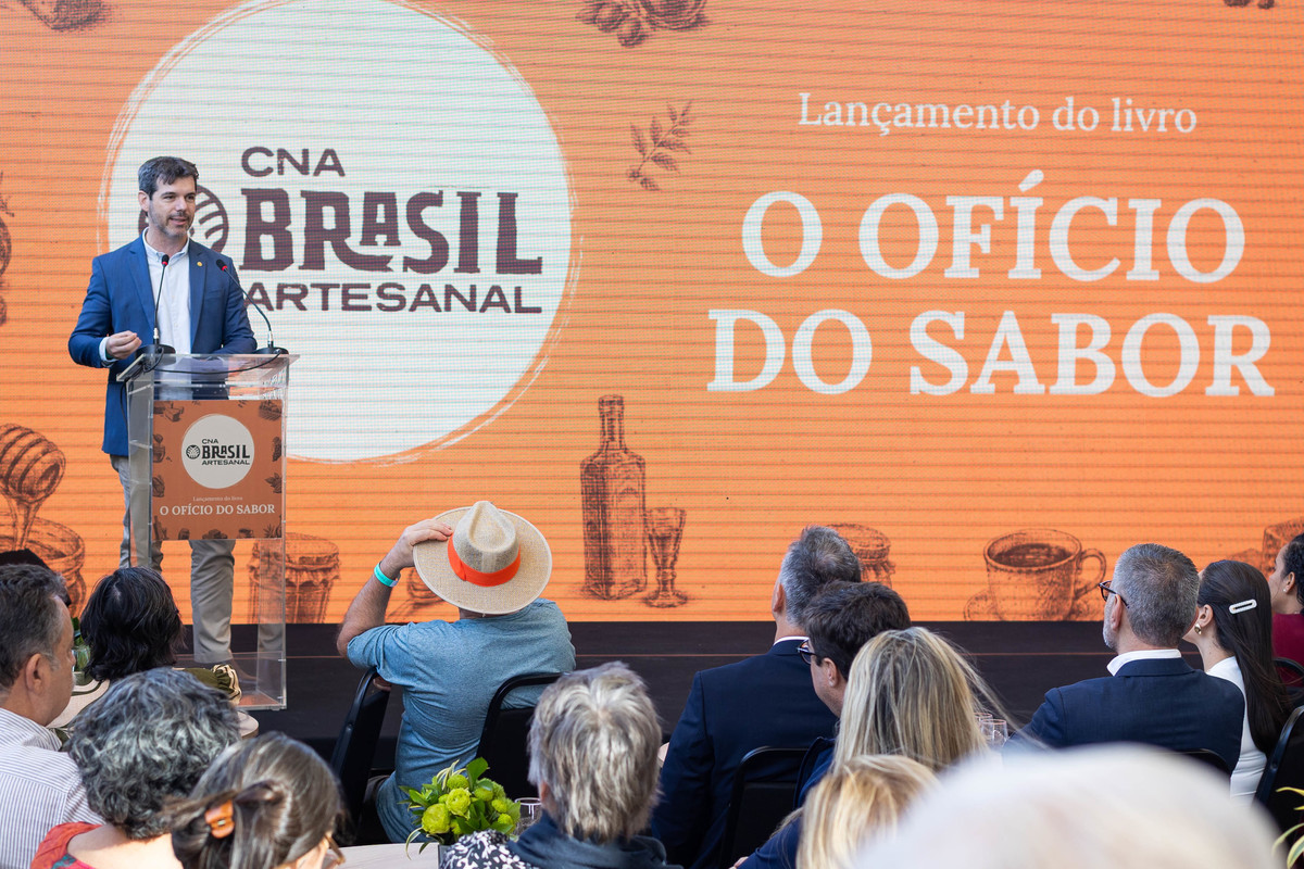 Espaço dedicado ao vinho brasileiro durante a Expovitis Brasil 2026 valoriza rótulos, produtores e a diversidade da vitivinicultura nacional. Foto: Wenderson Araujo/Trilux