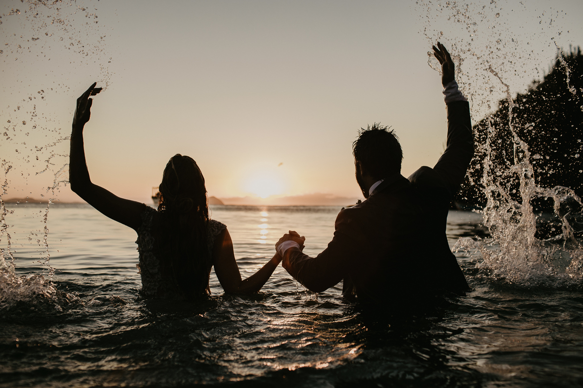 foto-de-silhueta-de casa-fotografia-de-marcus-ribeiro-fotografo-de-casamento-rj-buzios