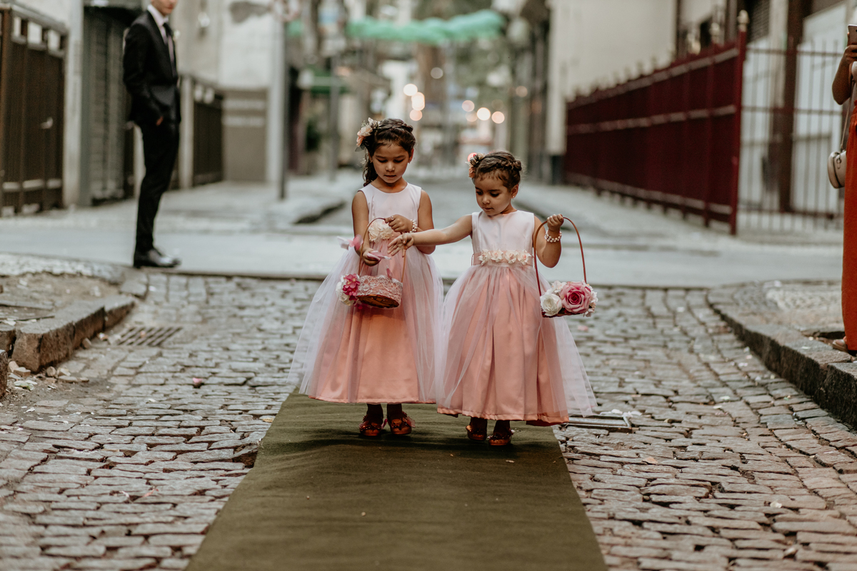 Csamento-na-rua-centro-do-rj-foto-de-marcus-ribeiro-fotografo-de-casamento-rio-de-janeiro