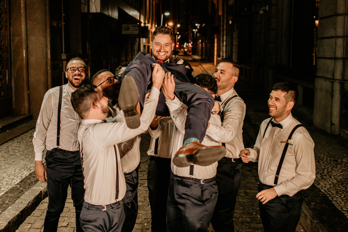 Csamento-na-rua-centro-do-rj-foto-de-marcus-ribeiro-fotografo-de-casamento-rio-de-janeiro