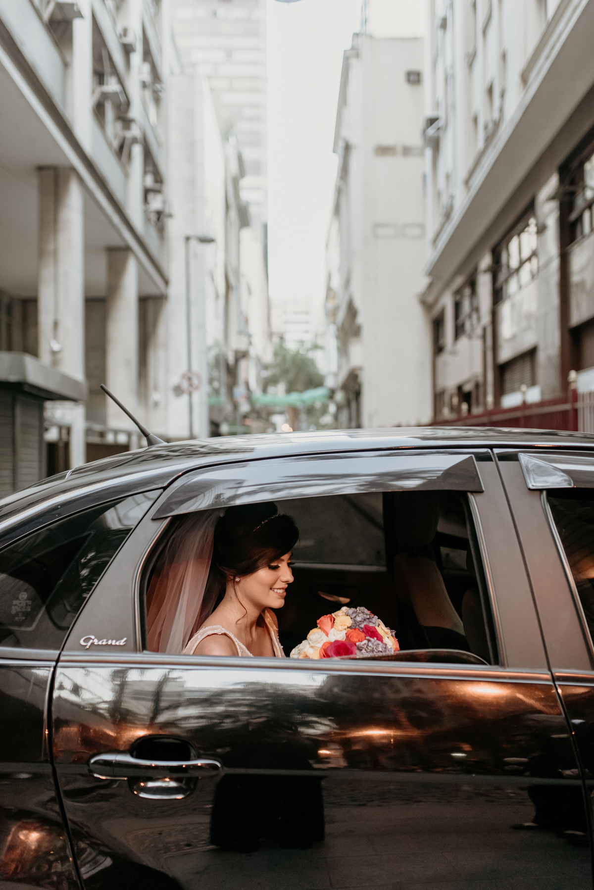Csamento-na-rua-centro-do-rj-foto-de-marcus-ribeiro-fotografo-de-casamento-rio-de-janeiro