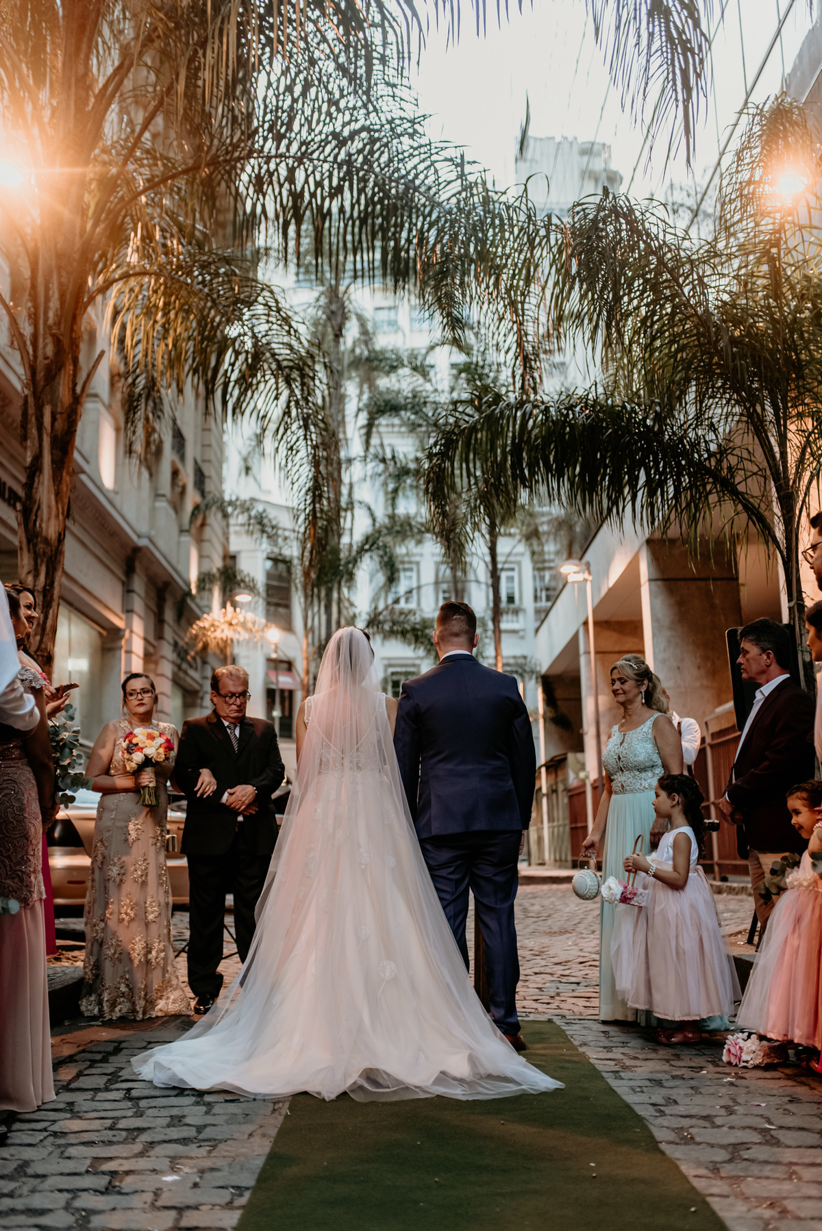Csamento-na-rua-centro-do-rj-foto-de-marcus-ribeiro-fotografo-de-casamento-rio-de-janeiro
