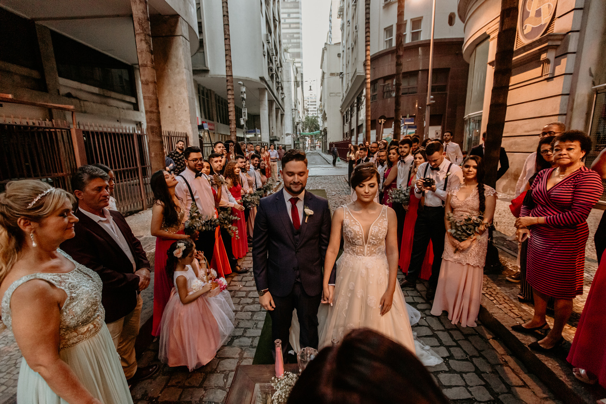 Csamento-na-rua-centro-do-rj-foto-de-marcus-ribeiro-fotografo-de-casamento-rio-de-janeiro