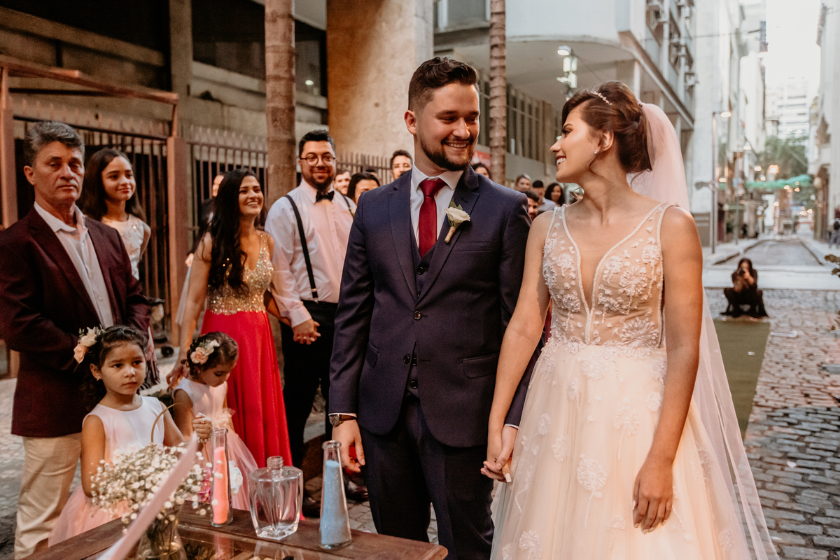 Csamento-na-rua-centro-do-rj-foto-de-marcus-ribeiro-fotografo-de-casamento-rio-de-janeiro