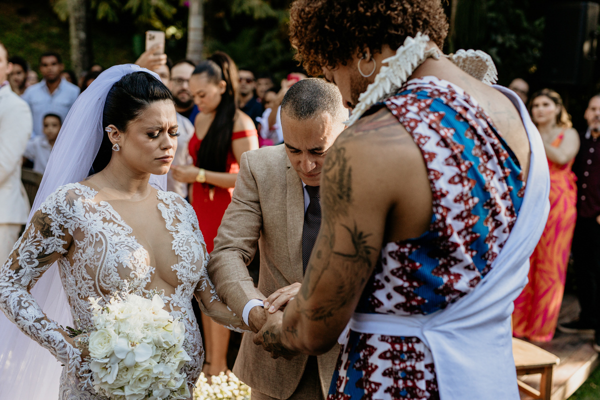 casamento entre evangelica e pai de santo