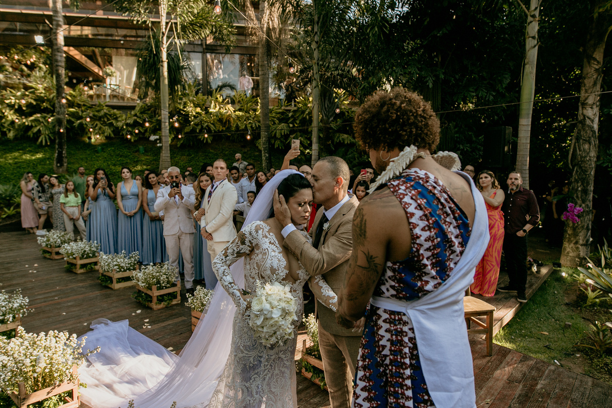 casamento entre evangelica e pai de santo