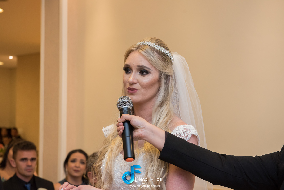 noiva falando