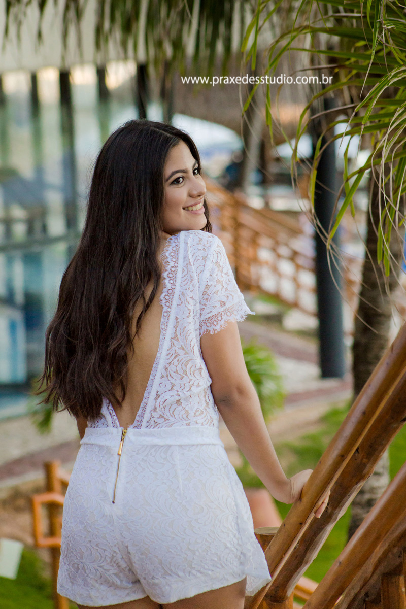 chegou-os-15-debut-look-beleza