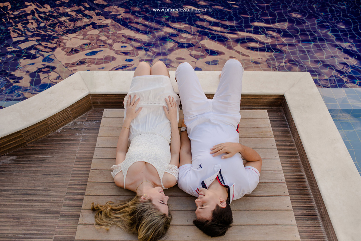 ensaiodecasal-noivos-familia-piscina