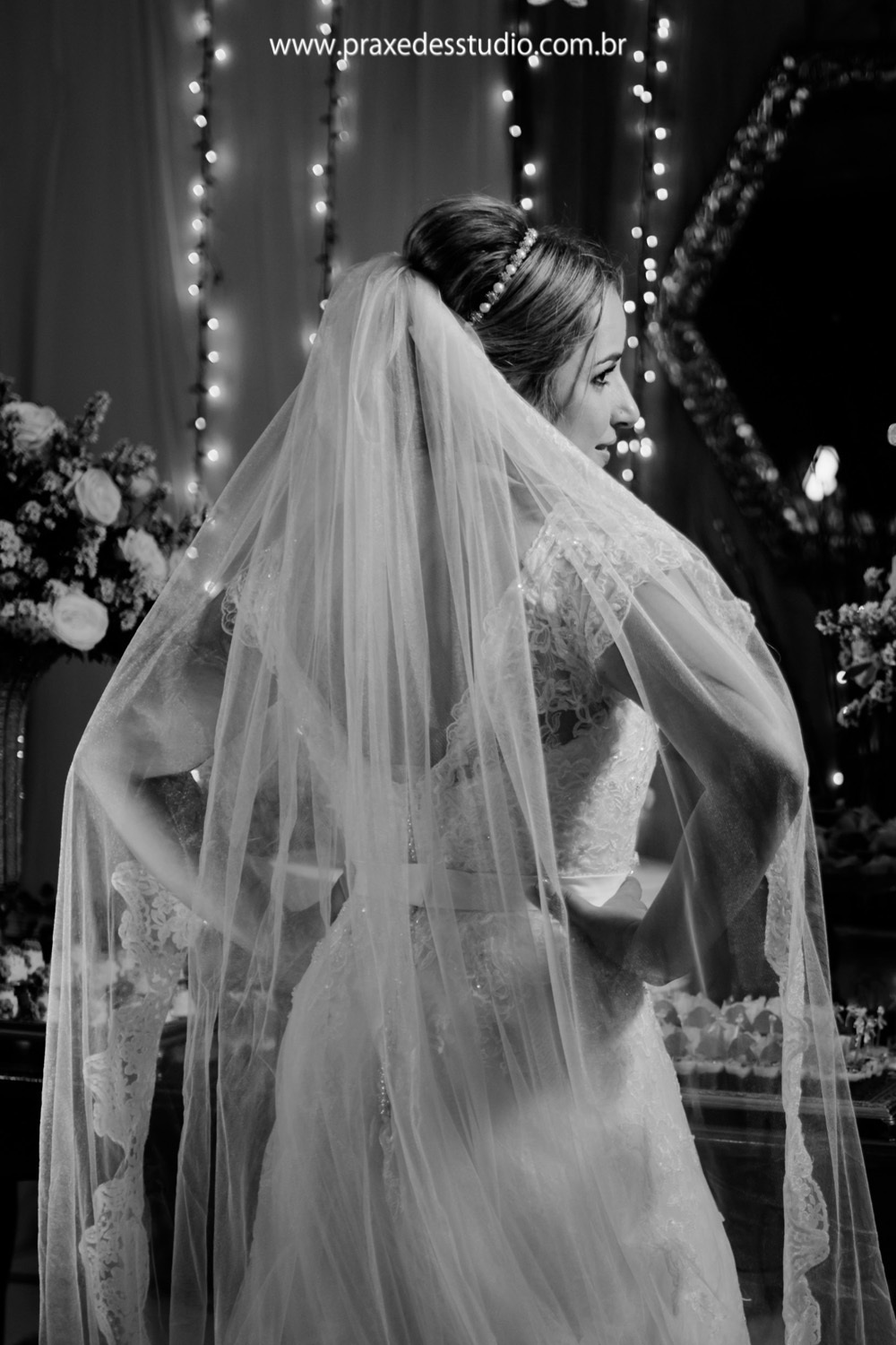 comunhão-família-festa-realização-sonho-casamento-noiva-amigasdanoiva-noivos-fotografiadecasamento-maquiagem-making-of-noiva-bride-saida-dos-noivos