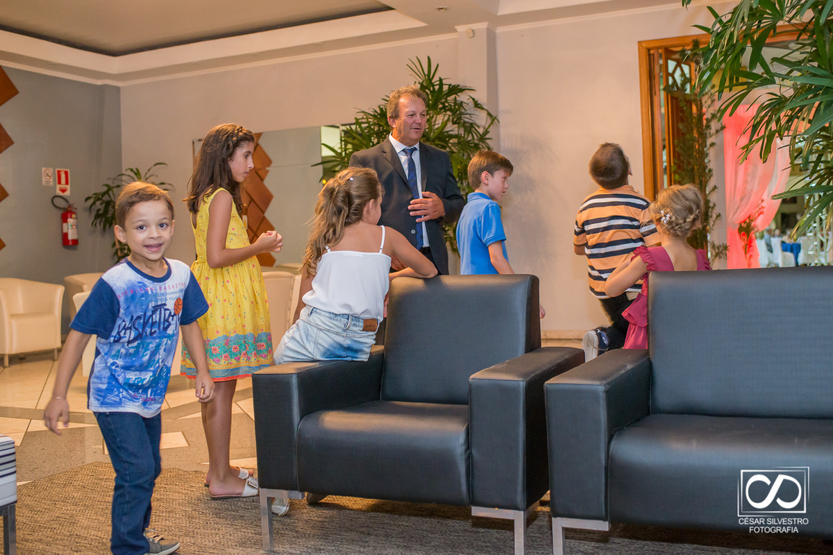 fotografo teutonia rio grande do sul fotografo da serra gaucha em Teutônia cesar silvestro fotografo de bento gonçalves faz formatura em teutonia festa linda em teutonia formatura teutonia