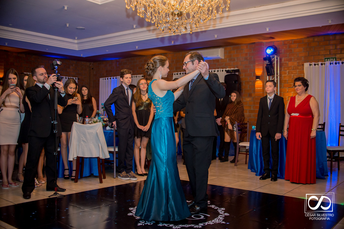 Fotógrafo Bento Gonçalves 15 anos César Silvestro melhor fotografo da serra Bento gonçalves Serra Gaucha make of Garibaldi Carlos Barbosa farroupilha caxias do sul flores da cunha em toda serra gaucha
