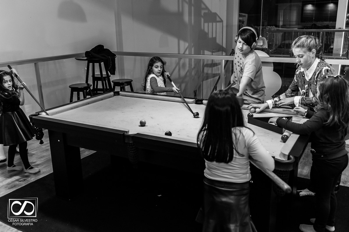 família festa infantil em Bento Gonçalves RS crianças de 6 anos brincam na Serra Gaúcha em  Bento Gonçalves fotógrafo de Bento Gonçalves na serra gaucha