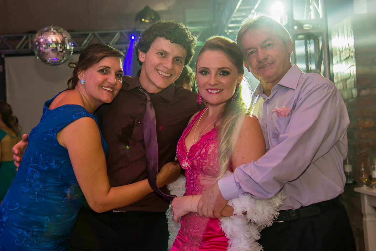 formatura, bento gonçalves, rs, serra gaucha, fotografo de formatura, bento, festa, festa de formatura, carine, demarchi, formatura da cari