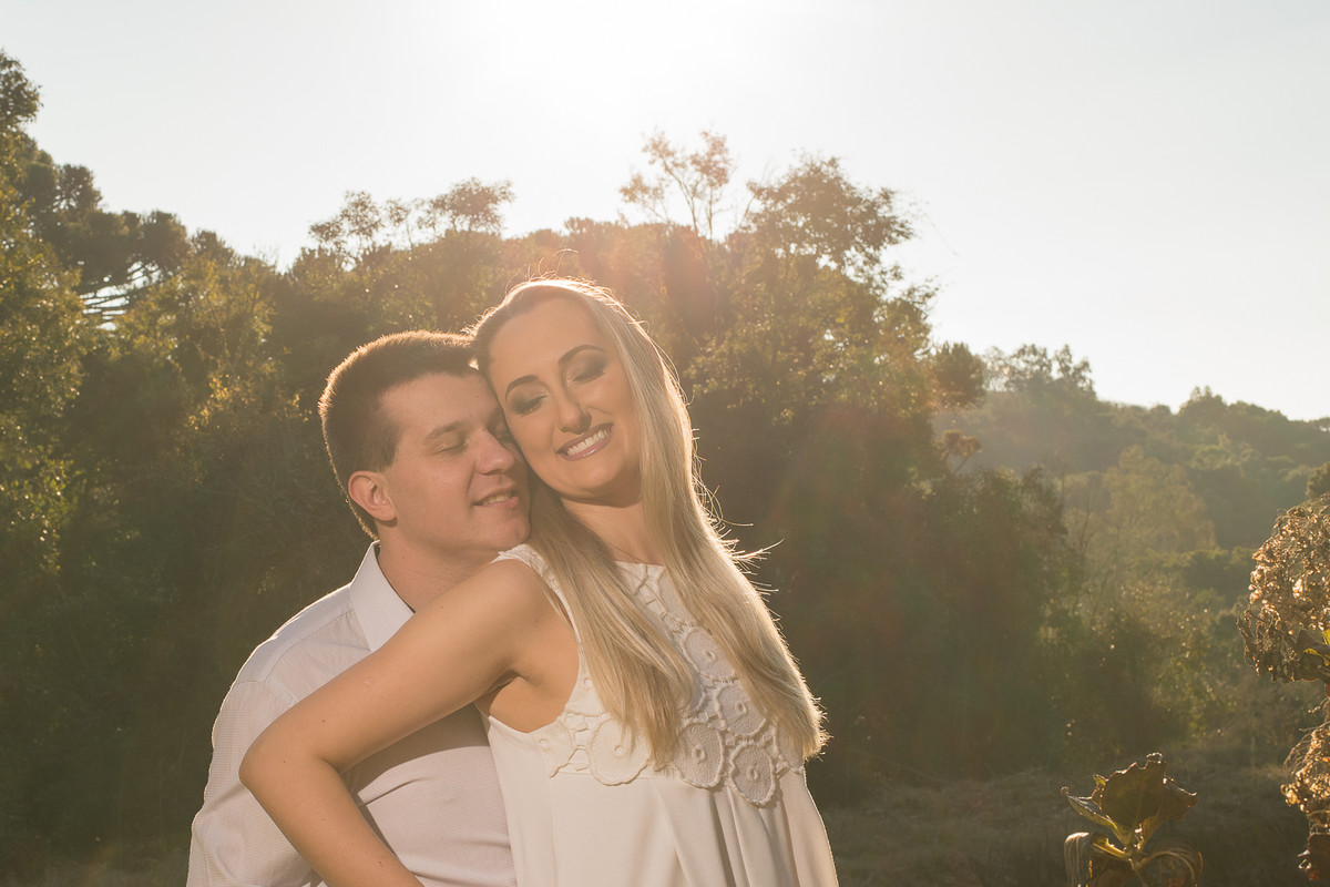 fotografo de casamento em Bento Gonçalves faz ensaio de Aline e Roger na serra gaucha, ensaio antes do casamento perfeito