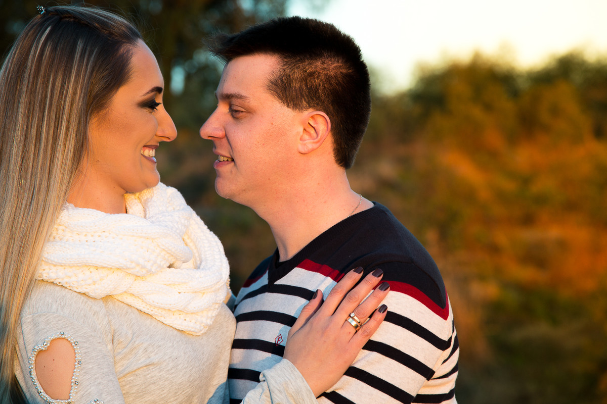 fotografo de casamento em Bento Gonçalves faz ensaio de Aline e Roger na serra gaucha, ensaio antes do casamento perfeito