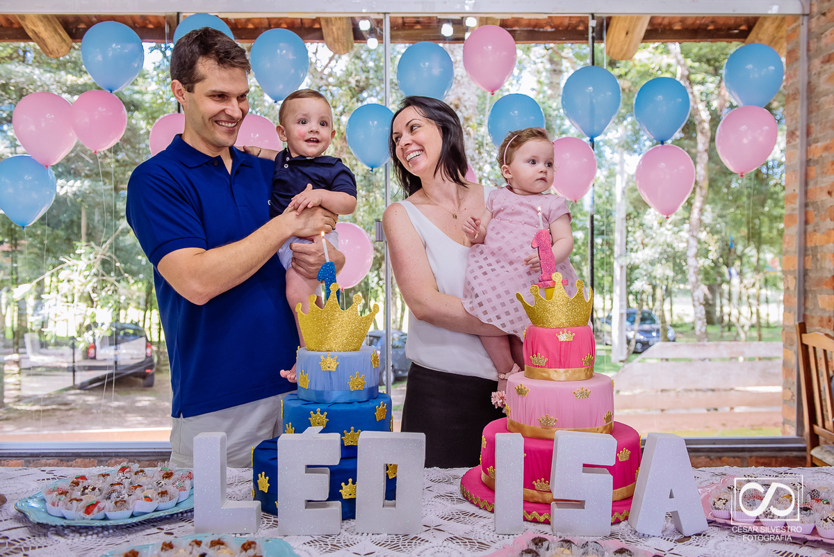 Aniversário | 5 anos | Rafael | Bento Gonçalves -RS

Fotografia: César Silvestro
Decoração: Lorenza Dall'onder
Recepção: Espaço de Festas Lorenza Dall'onder
Local: Bento Gonçalves - RS