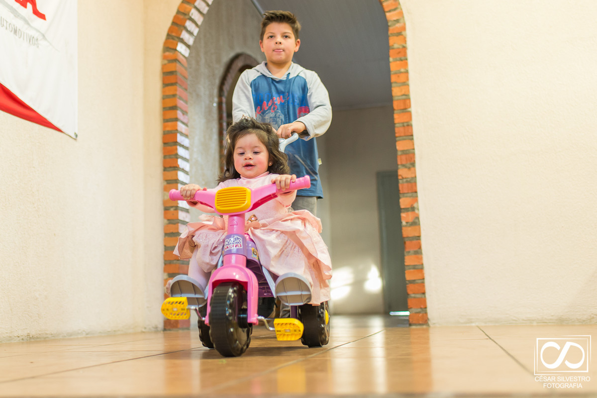 fotografo em Bento Gonçalves - RS, fotografo de pessoas e momento felizes na serra gaucha, festa infantil, decoração linda