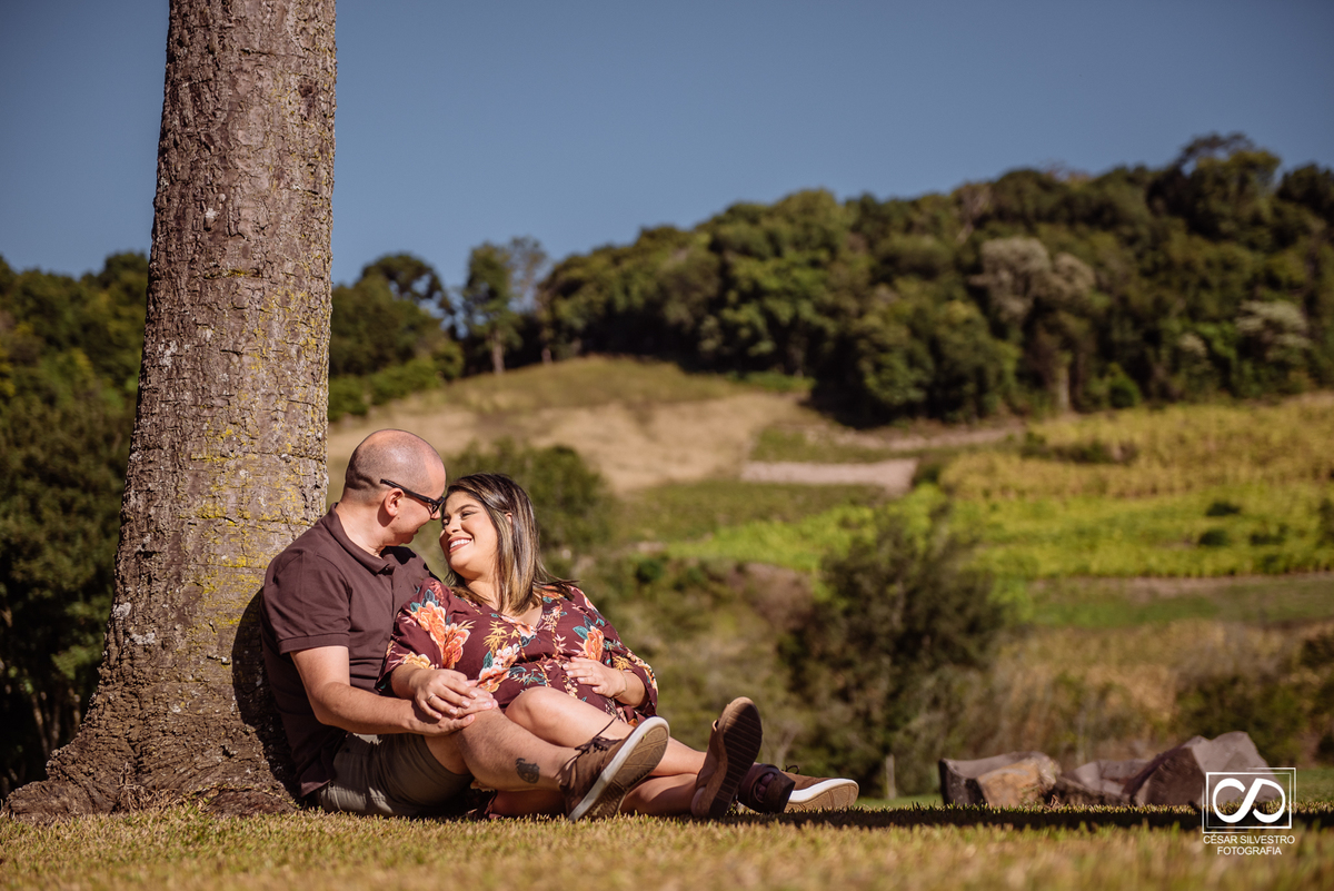 FOTO DE CASAL GESTANTE EM BENTO GONÇALVES SERRA GAUCHA 