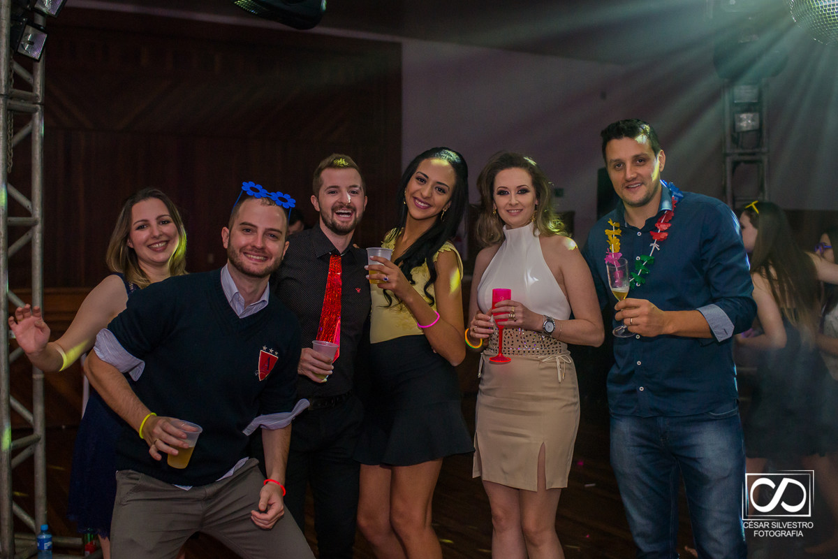 15 anos da bruna em Fagudes Varela Rio Grande do Sul fotógrafo César Silvestro de Bento Gonçalves - RS, alegria diversão na serra gaucha