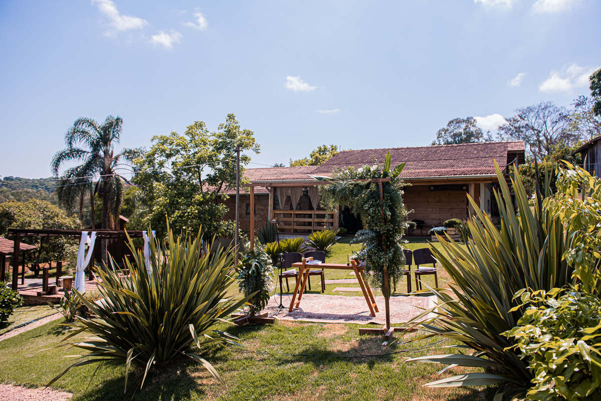 casamento em bento gonçalves ao ar livre durante o dia fotografo de bento gonçalves casamento fotografo de casamento bento gonçalves fotografo na serra gaucha