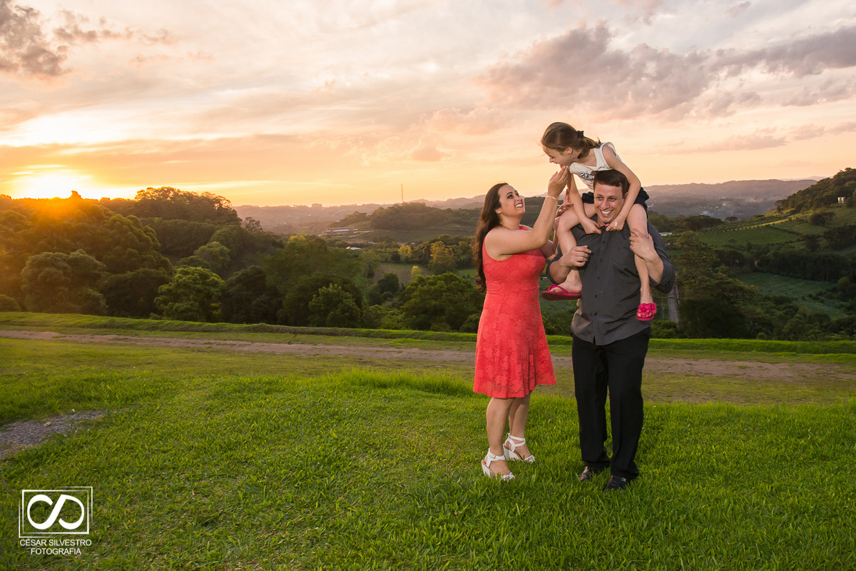 Ensaio, Fotógrafo Bento Gonçalves fotografo César Silvestro serra gaucha, garibaldi tarde de sol  carlos barbosa pré wedding fim de tarde