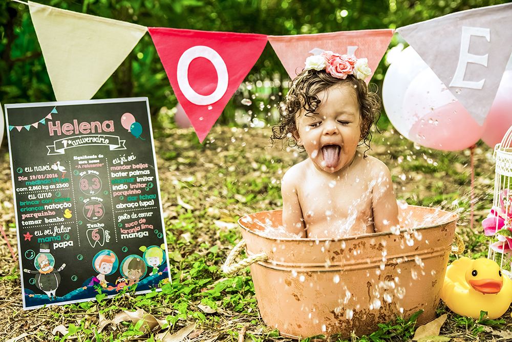 ensaio fotografico pre aniversário menina bebe infantil  tema mundo bita book fotografia smash the fruit farra frutas felicidade retrato close rio de janeiro niteroi são Gonçalo