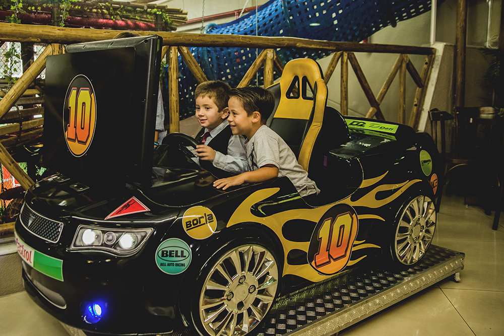 Cobertura fotográfica festa de aniversário tema alice no país das maravilhas menina criança infantil book fotográfico fotografia bolo docinhos brincadeiras niteroi rio de janeiro são Gonçalo