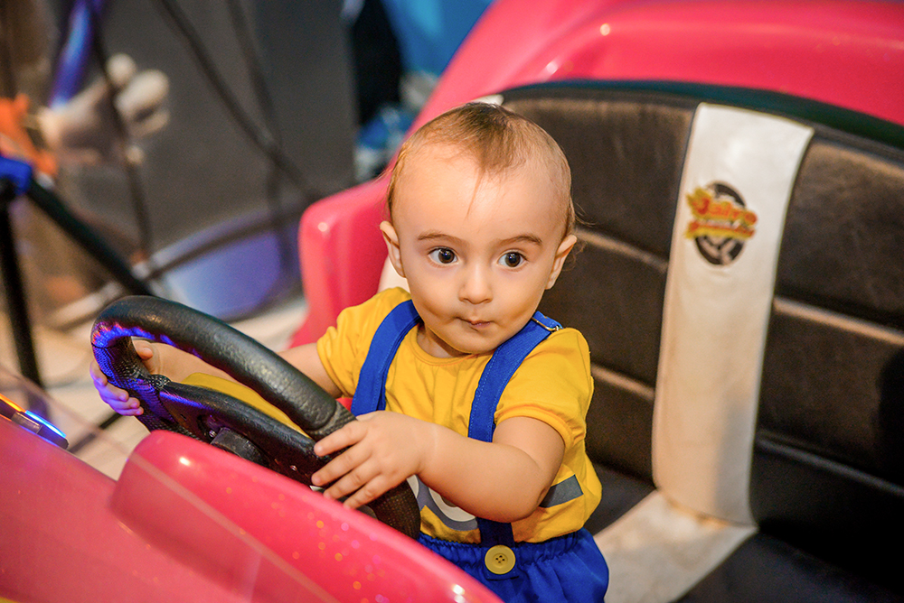 Cobertura fotográfica festa de aniversário tema minions menino criança infantil book fotográfico fotografia meu malvado favorito bolo docinhos brincadeiras niteroi rio de janeiro são Gonçalo