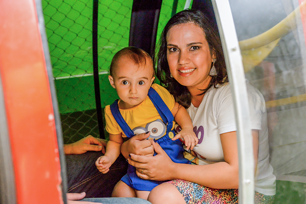 Cobertura fotográfica festa de aniversário tema minions menino criança infantil book fotográfico fotografia meu malvado favorito bolo docinhos brincadeiras niteroi rio de janeiro são Gonçalo