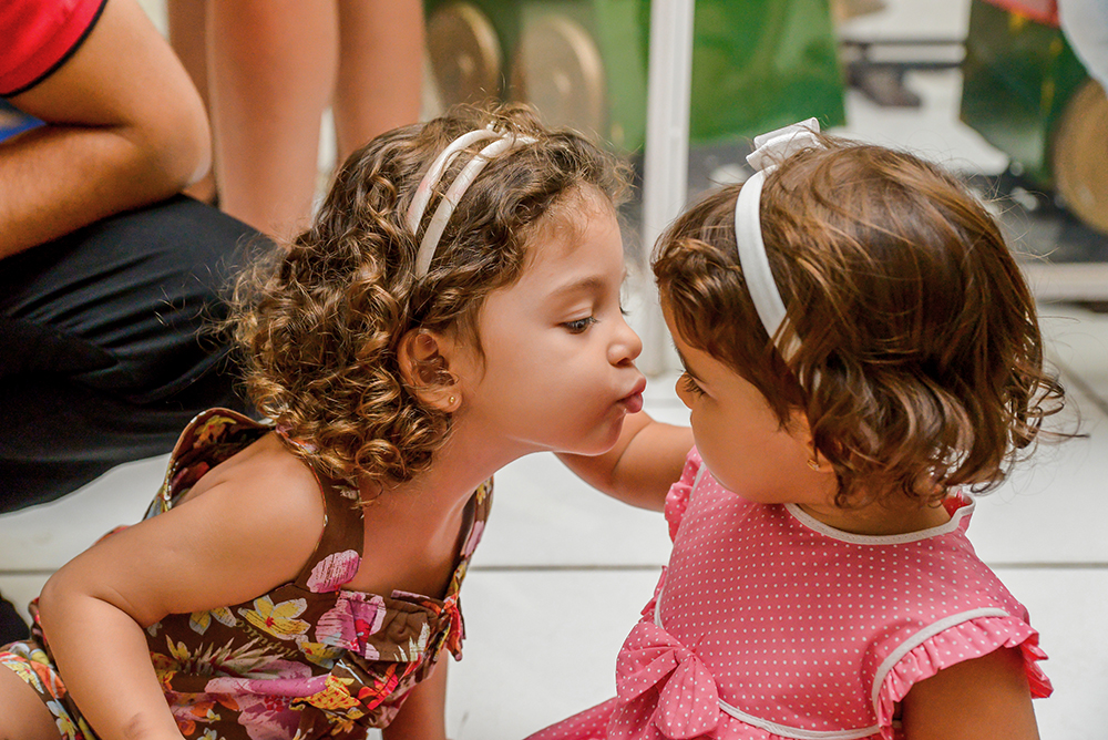 Cobertura fotográfica festa de aniversário tema minions menino criança infantil book fotográfico fotografia meu malvado favorito bolo docinhos brincadeiras niteroi rio de janeiro são Gonçalo