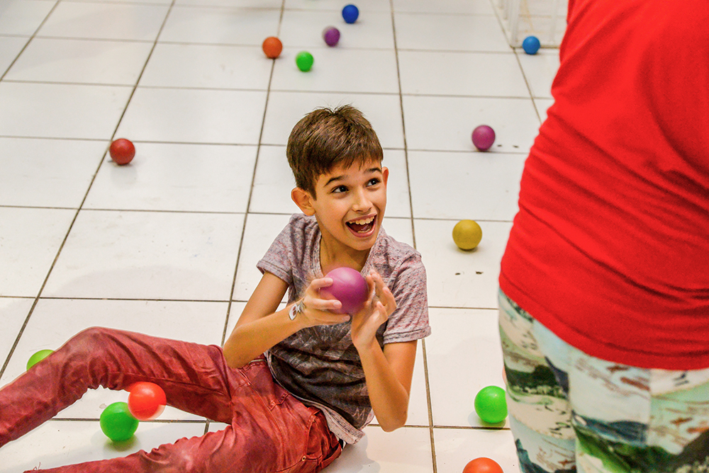 Cobertura fotográfica festa de aniversário tema minions menino criança infantil book fotográfico fotografia meu malvado favorito bolo docinhos brincadeiras niteroi rio de janeiro são Gonçalo