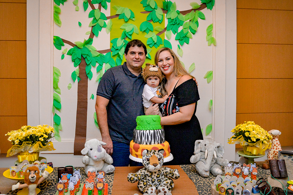 Cobertura fotográfica festa de aniversário tema safári menino criança infantil book fotográfico fotografia animais zoológico bolo docinhos piscina de bolinhas niteroi rio de janeiro são Gonçalo