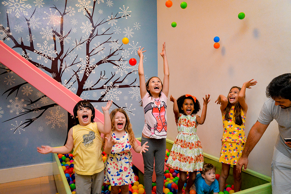 Cobertura fotográfica festa de aniversário tema safári menino criança infantil book fotográfico fotografia animais zoológico bolo docinhos piscina de bolinhas niteroi rio de janeiro são Gonçalo